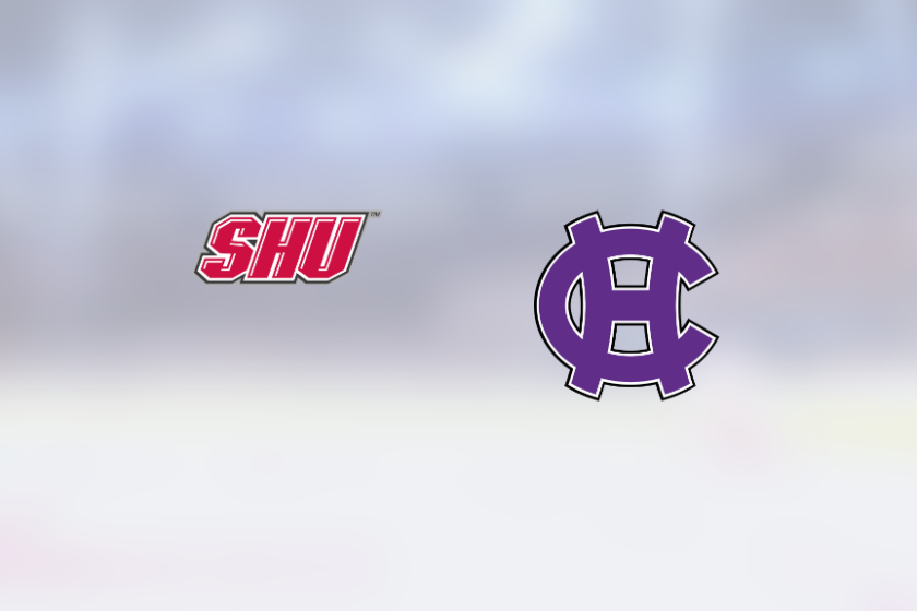 Sacred Heart Pioneers Men's Ice Hockey vs. Holy Cross Crusaders Mens College Hockey